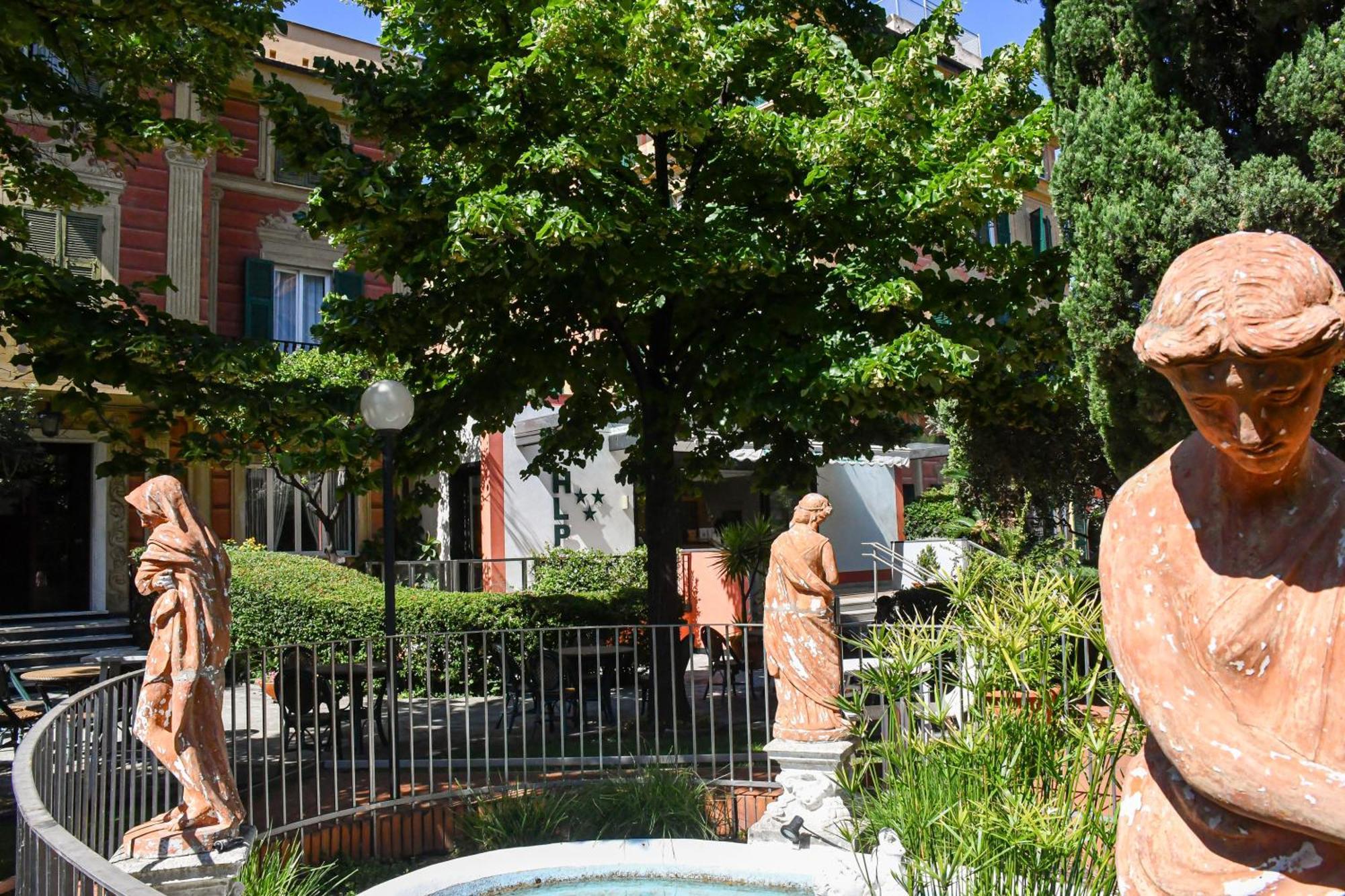 Hotel Le Palme Varazze Exterior photo