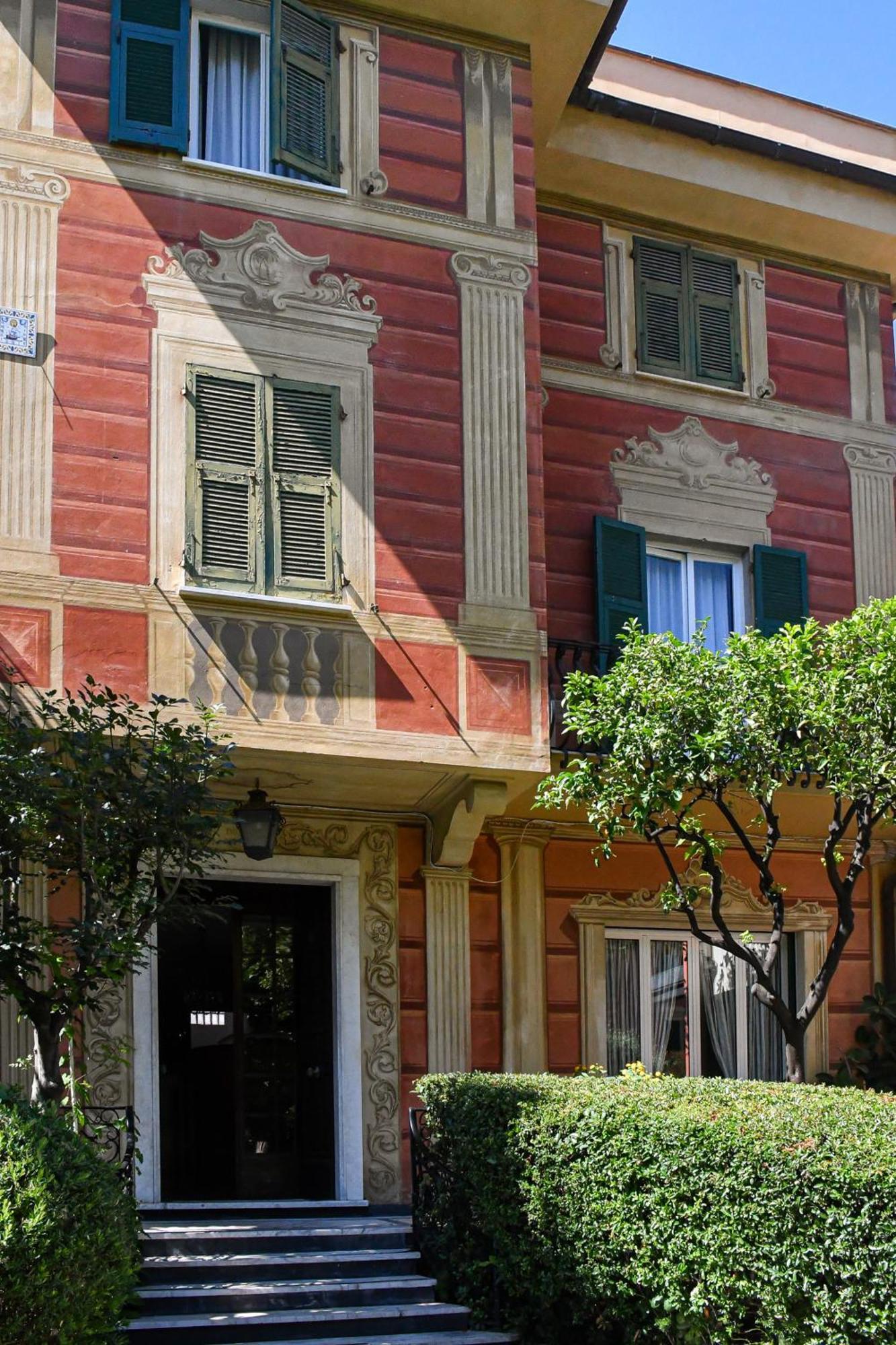 Hotel Le Palme Varazze Exterior photo