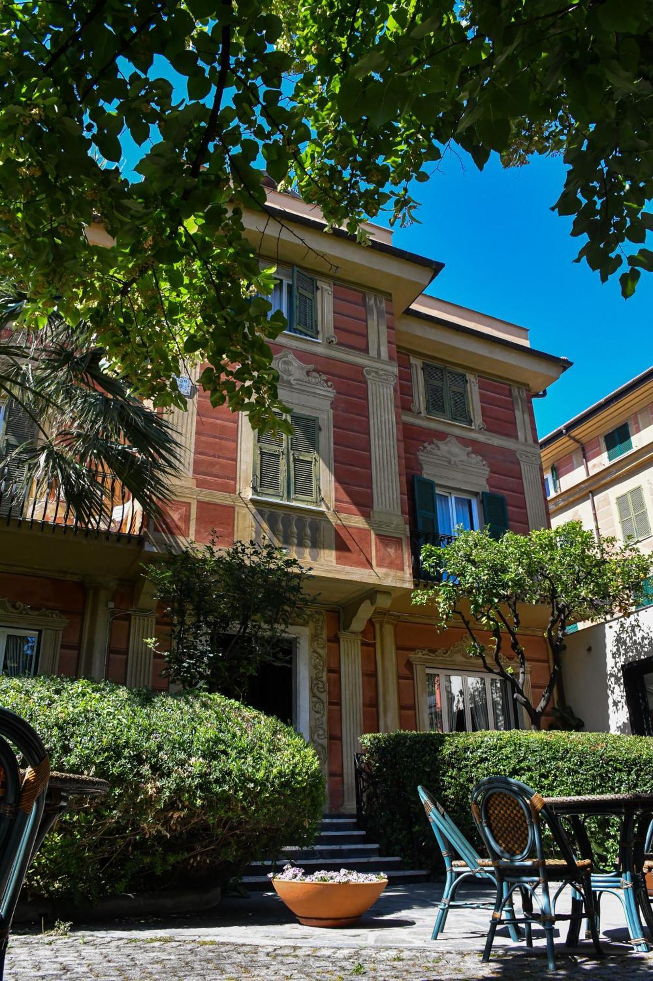 Hotel Le Palme Varazze Exterior photo