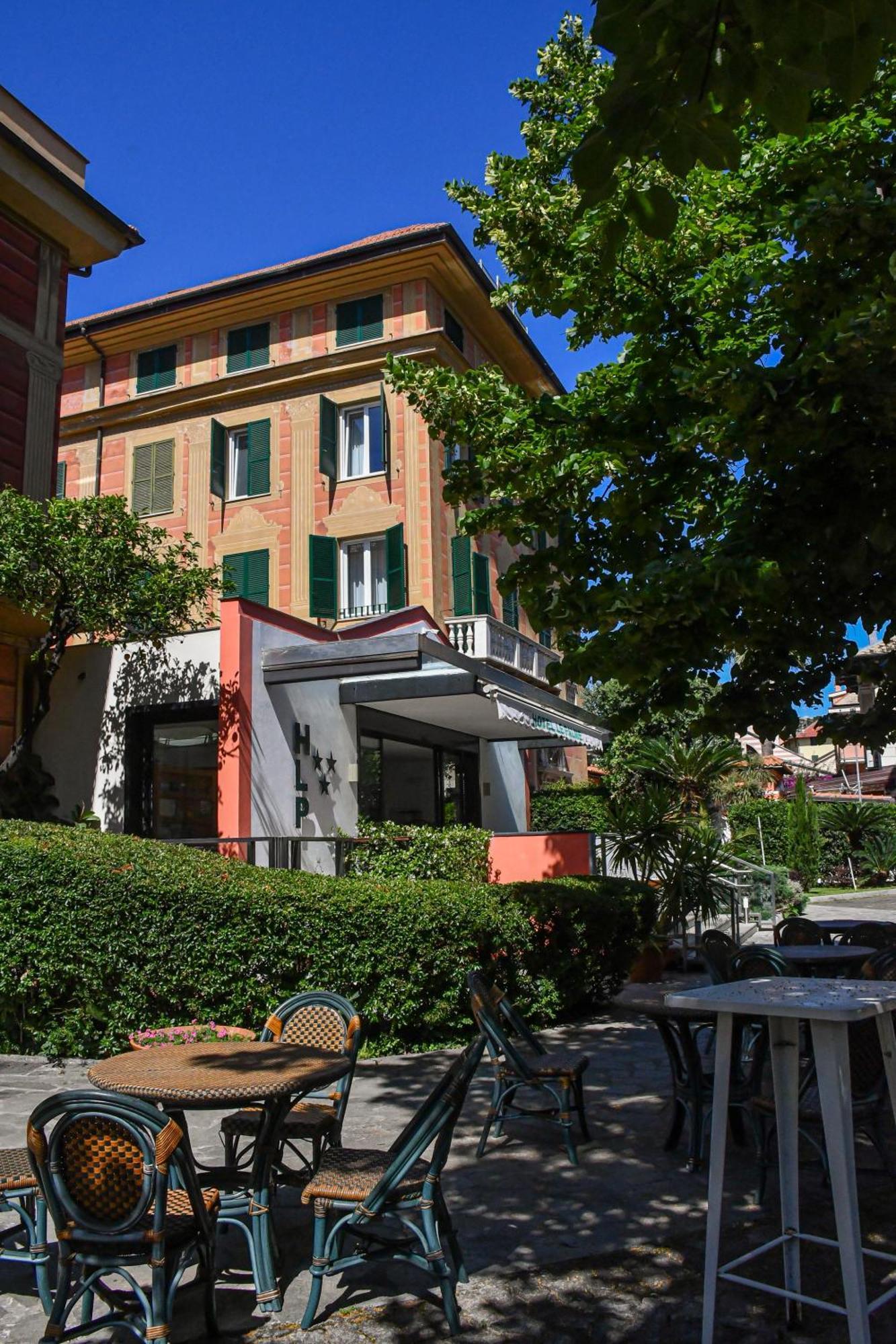 Hotel Le Palme Varazze Exterior photo
